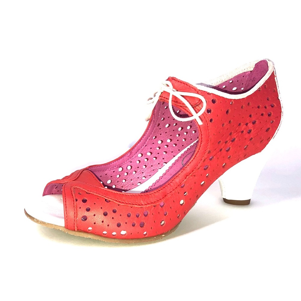 Women’s Designer Shoes